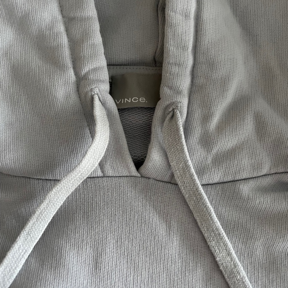 vince men’s pull over hoodie